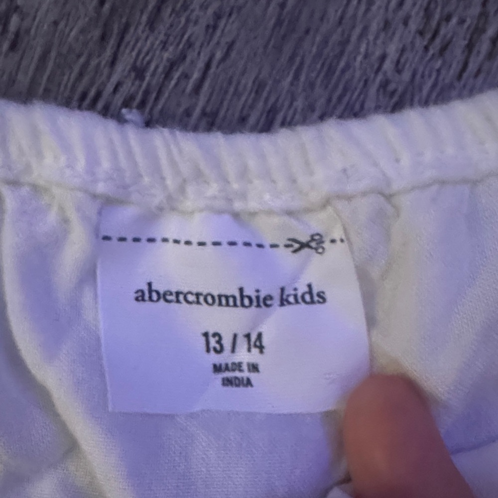 Abercrombie Kids White Casual Dress - Picture 4 of 4